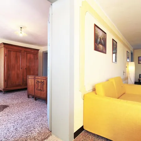아파트 Apartment In Valbelluna Near Dolomites